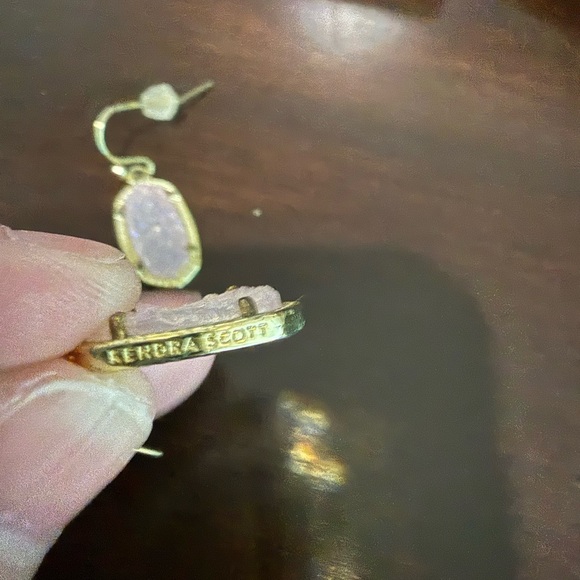Kendra Scott Lee Drop Earrings Light Pink Drusy with Gold Frame - Picture 2 of 3